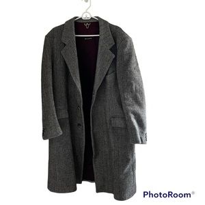 🧥Men’s size 44, made in Argentina, Pura Lana Vergine 100% pure wool coat.